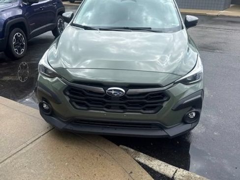 Used 2024 Subaru Crosstrek 2.5i Limited w/ Popular Package #3A AWD/4WD image 4