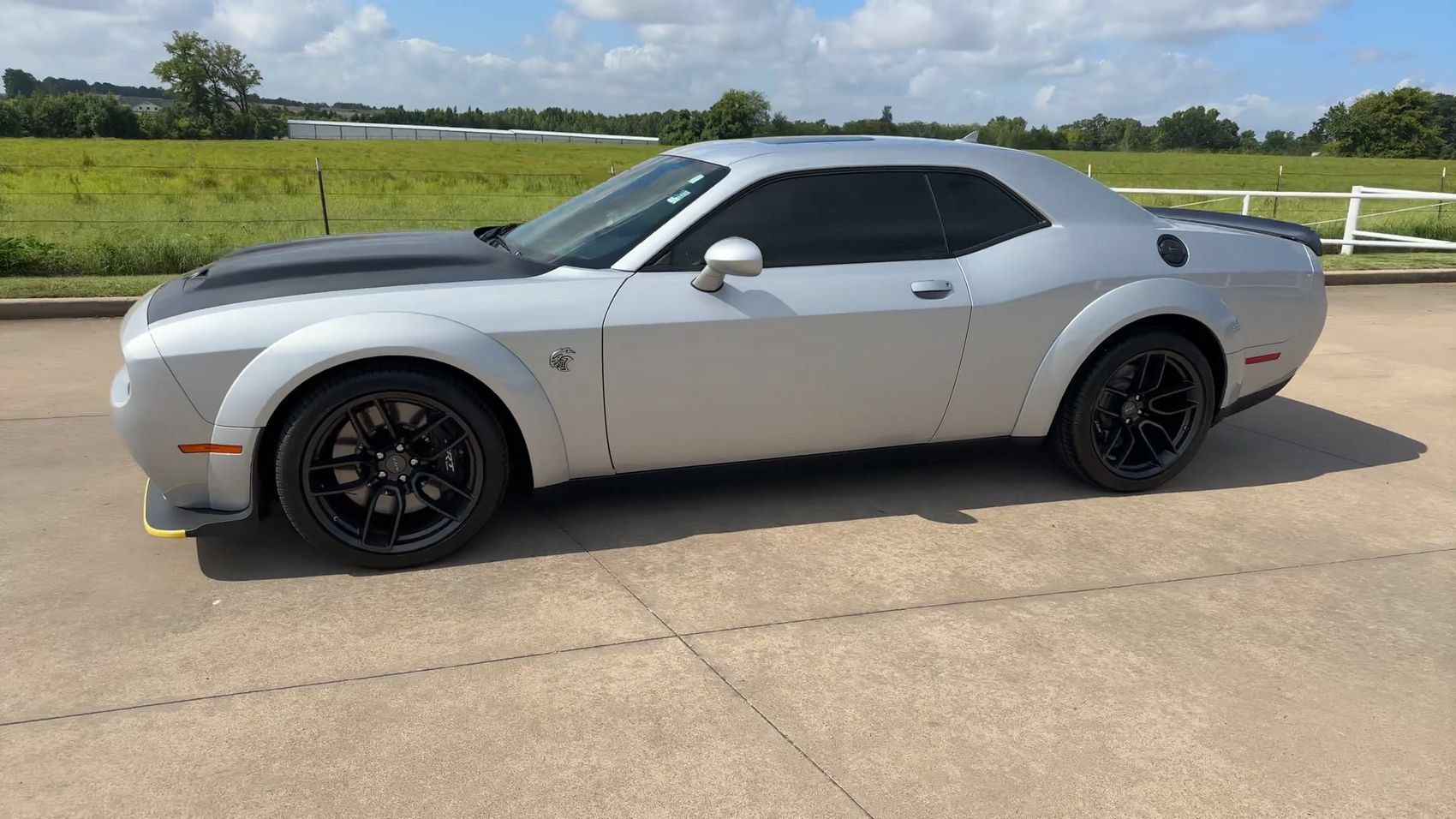 Used 2023 Dodge Challenger SRT Hellcat RWD image 4