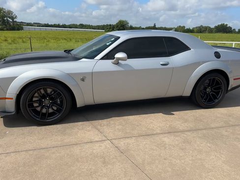 Used 2023 Dodge Challenger SRT Hellcat RWD image 4
