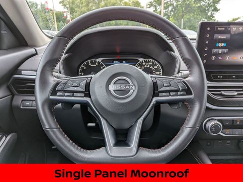 Certified 2023 Nissan Altima 2.5 SR w/ SR Premium Package FWD image 15