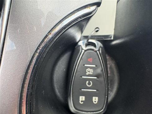 Used 2023 Chevrolet Malibu LT image 15