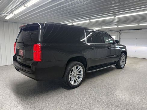 Used 2019 Chevrolet Suburban LT AWD/4WD image 7