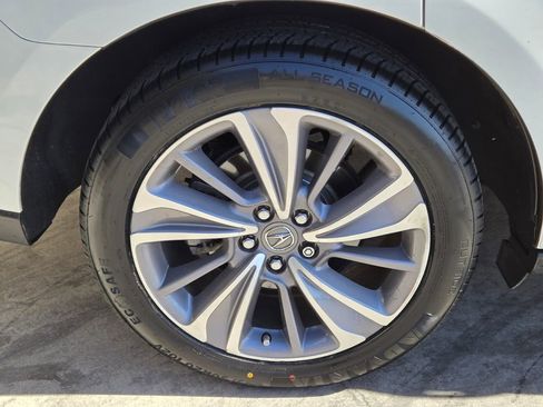 Certified 2018 Acura MDX FWD w/ Technology Package image 9