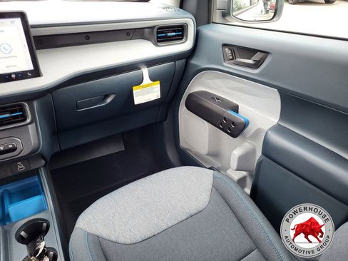 New 2026 Ford Maverick XLT w/ XLT Luxury Package FWD image 18