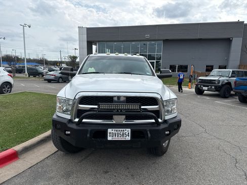 Used 2018 RAM 2500 Tradesman w/ Chrome Appearance Group image 7