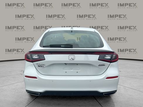 Used 2023 Honda Civic Sport Touring image 4