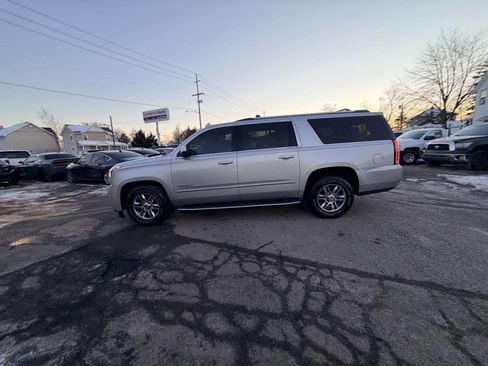 Used 2016 GMC Yukon XL Denali w/ Open Road Package image 38