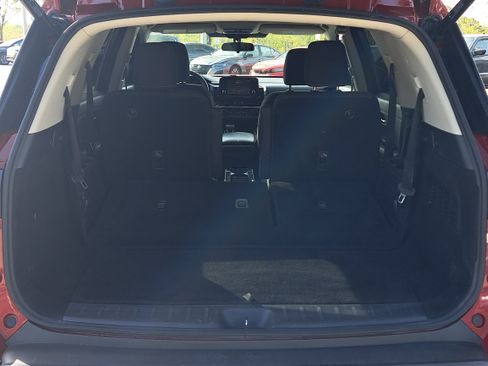 Certified 2022 Nissan Pathfinder SV w/ SV Premium Package image 12