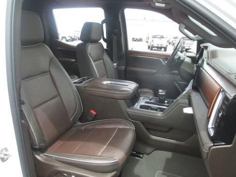 Used 2022 GMC Sierra 1500 Denali AWD/4WD image 24