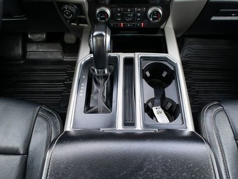 Used 2020 Ford F150 Lariat w/ Equipment Group 502A Luxury image 34