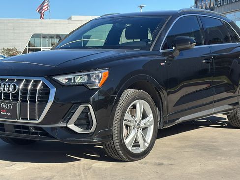 Used 2020 Audi Q3 2.0T Premium w/ Convenience Package image 3