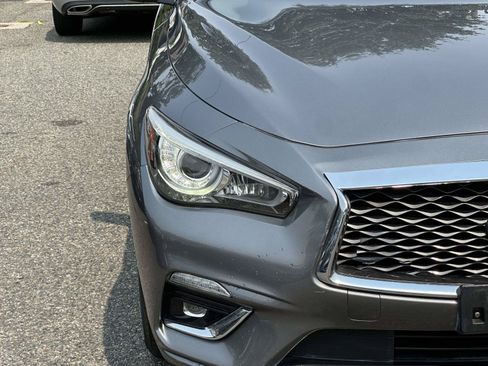 Used 2019 INFINITI Q50 Luxe w/ Essential Package (3.0T Luxe) AWD/4WD image 9