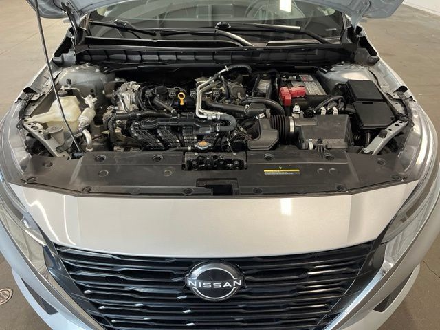 Used 2024 Nissan Altima 2.5 SV FWD image 9