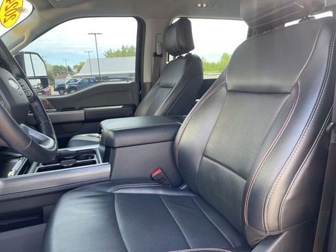Used 2024 Ford F250 Lariat w/ Lariat Ultimate Package AWD/4WD image 11
