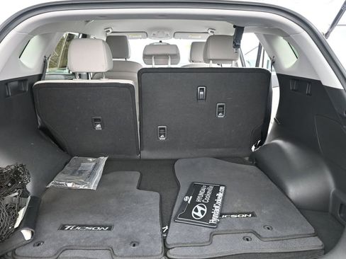 Used 2018 Hyundai Tucson SEL w/ Cargo Package image 23