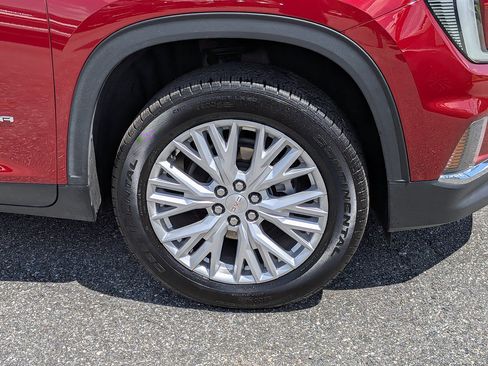 Certified 2026 GMC Acadia Elevation w/ Elevation Premium Package FWD image 10