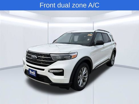 Used 2024 Ford Explorer XLT w/ Equipment Group 202A AWD/4WD image 7
