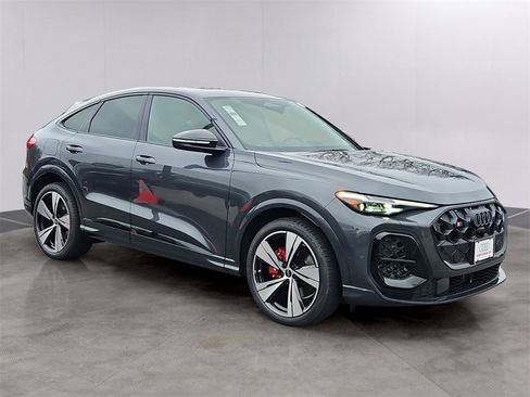 New 2025 Audi SQ5 Premium Plus image 2