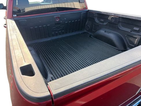 Used 2018 Chevrolet Silverado 1500 LT w/ All Star Edition image 19