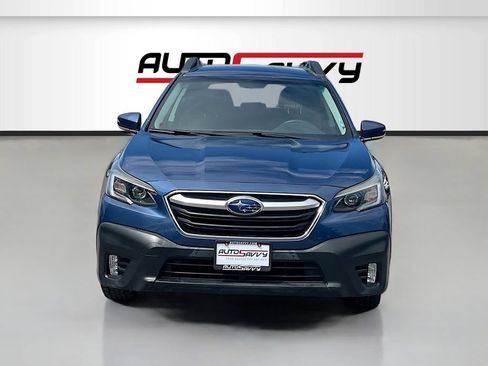 Used 2021 Subaru Outback Premium AWD/4WD image 2