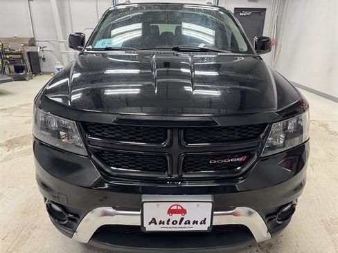 Used 2015 Dodge Journey Crossroad w/ Flexible Seating Group image 2