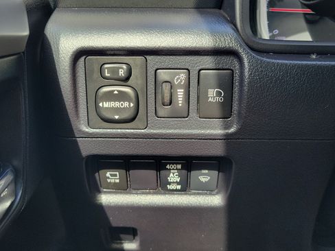 Used 2024 Toyota 4Runner Limited AWD/4WD image 28