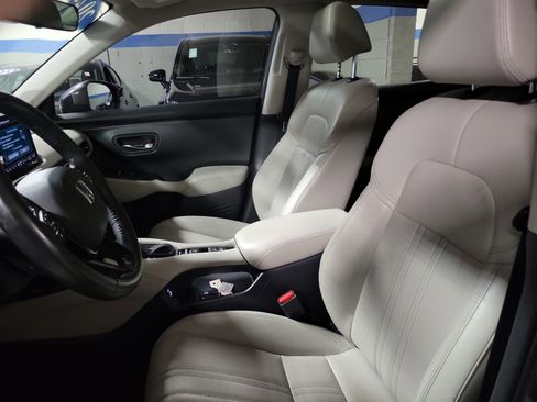 Used 2023 Honda HR-V EX-L image 17