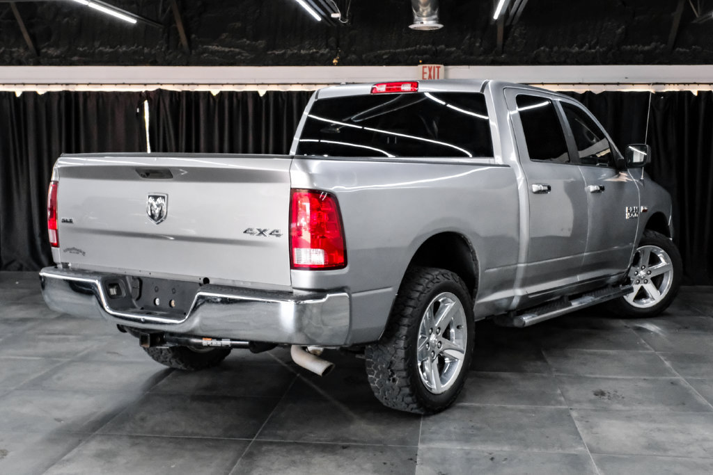 Used 2021 RAM 1500 Classic SLT AWD/4WD image 8