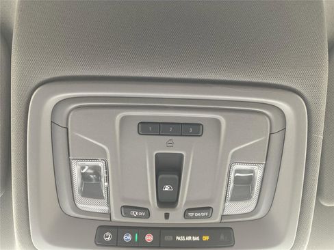 New 2026 GMC Sierra 1500 Elevation image 22