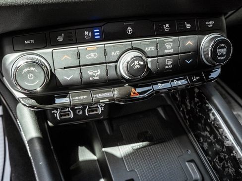 Used 2024 Dodge Durango SRT AWD/4WD image 23