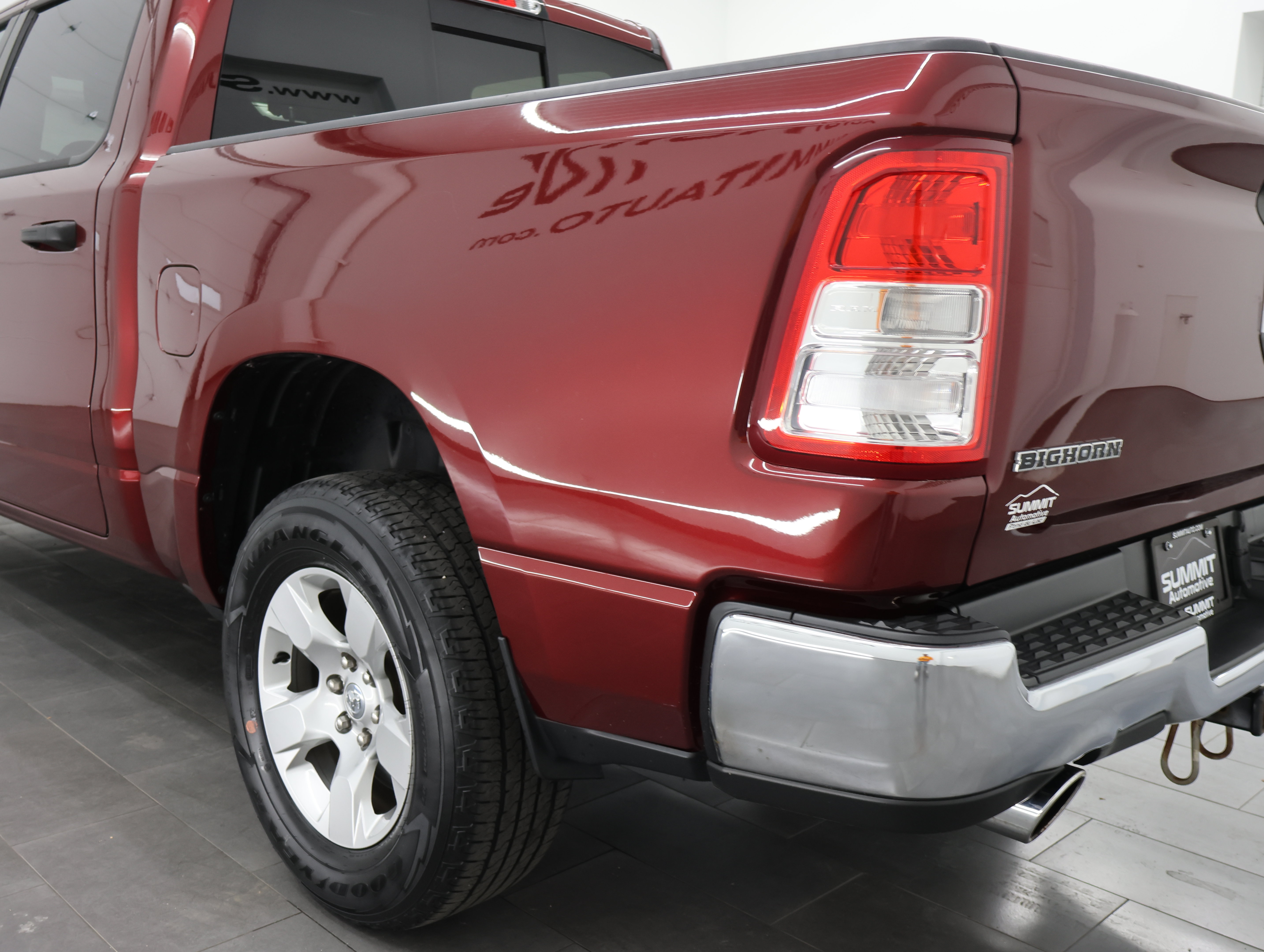 Used 2023 RAM 1500 Big Horn AWD/4WD image 30