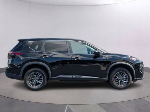 Used 2024 Nissan Rogue S AWD/4WD image 6