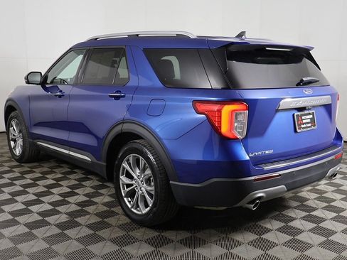 Used 2022 Ford Explorer Limited w/ Equipment Group 301A RWD image 13