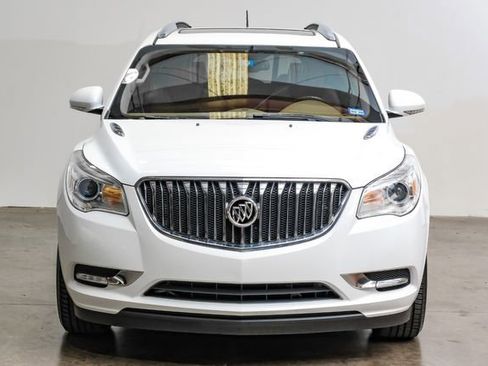 Used 2017 Buick Enclave Leather image 9