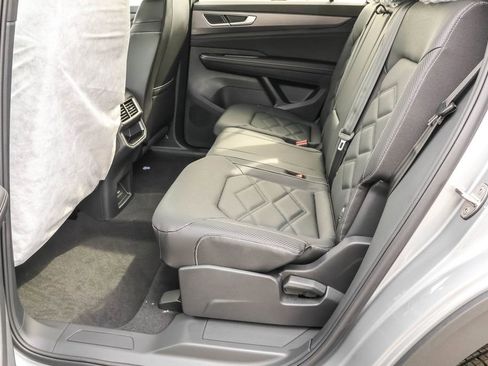 New 2026 Volkswagen Atlas Cross Sport SE image 33