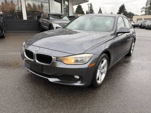 Used 2014 BMW 320i Sedan RWD image 1