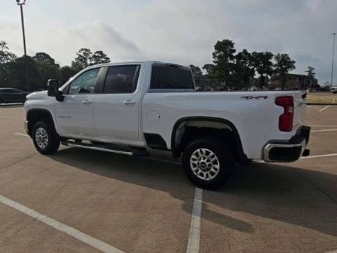 Certified 2025 Chevrolet Silverado 2500 LT w/ Convenience Package AWD/4WD image 6