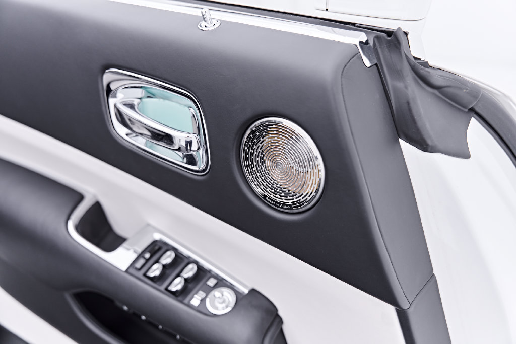 Used 2020 Rolls-Royce Wraith RWD image 41