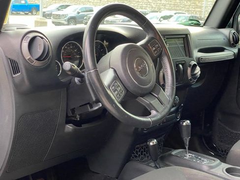 Used 2015 Jeep Wrangler Sport AWD/4WD image 6
