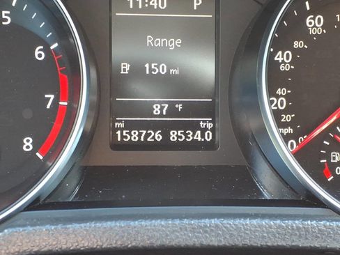 Used 2017 Volkswagen Passat 1.8T S FWD image 26