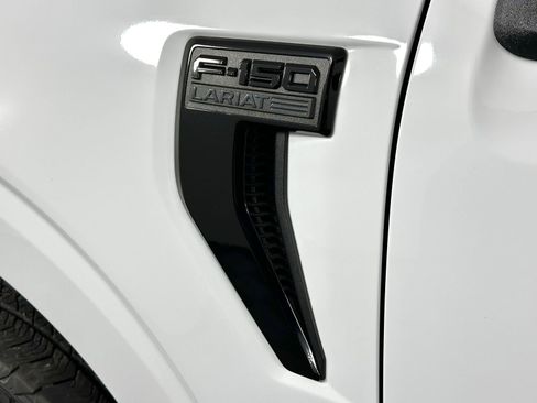 Used 2024 Ford F150 Lariat image 36