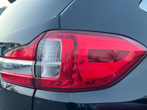 Used 2019 Subaru Ascent Limited image 34