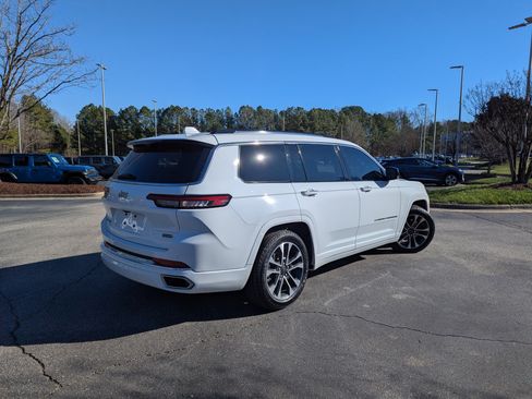 Certified 2022 Jeep Grand Cherokee L Overland w/ Advanced Protech Group III image 4