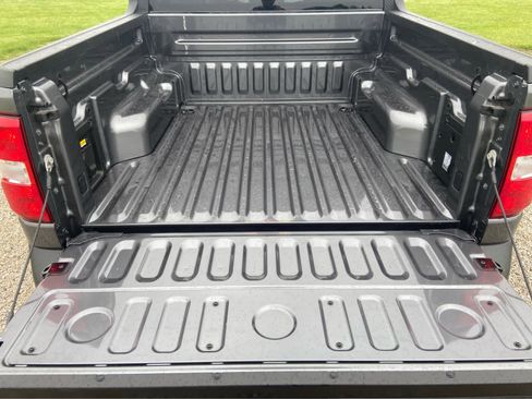 New 2026 Ford Maverick XLT AWD/4WD image 9