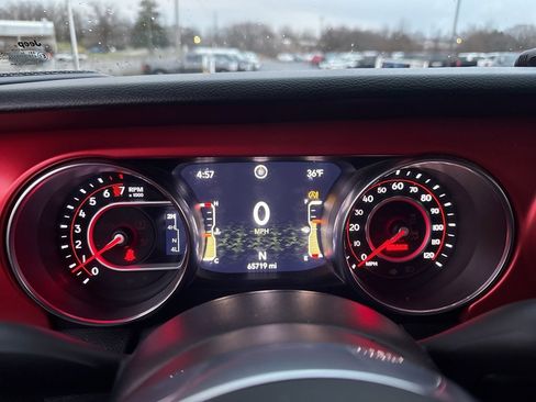 Used 2021 Jeep Gladiator Rubicon w/ Trailer Tow Package image 8