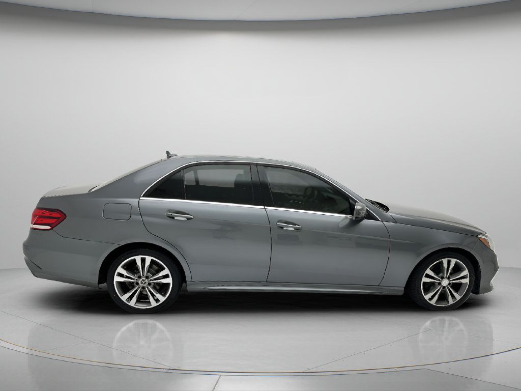 Used 2016 Mercedes-Benz E 350 4MATIC Sedan image 6
