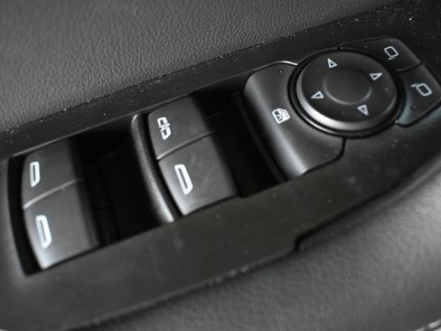 Used 2024 Chevrolet Blazer LT w/ Convenience Package FWD image 13