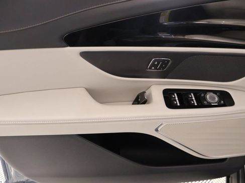New 2026 Lincoln Nautilus Premier w/ Jet Appearance Package AWD/4WD image 15