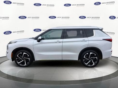 Used 2022 Mitsubishi Outlander SEL AWD/4WD image 2