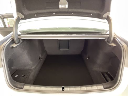 New 2026 BMW 740i w/ Executive Package RWD image 29